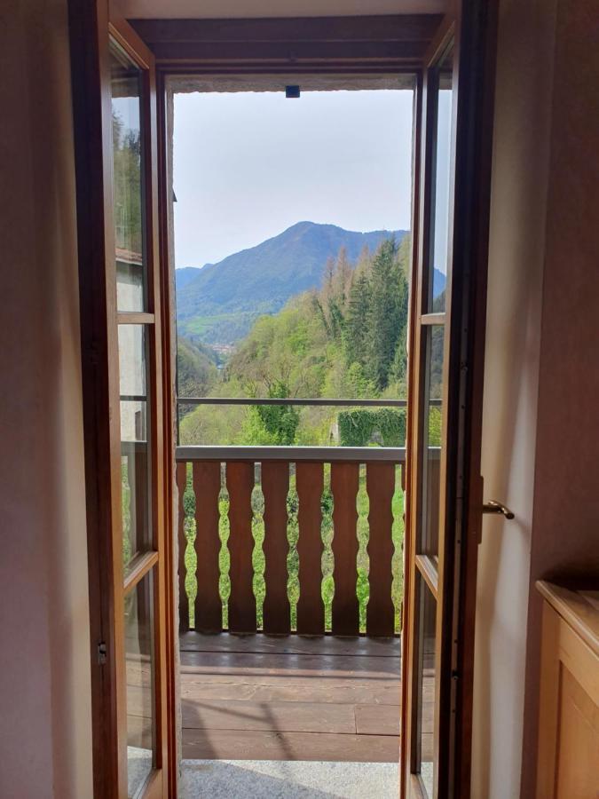 La Tana Del Tasso Rooms&Breakfast Camerata Cornello Екстериор снимка