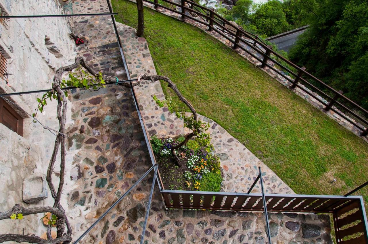 La Tana Del Tasso Rooms&Breakfast Camerata Cornello Екстериор снимка