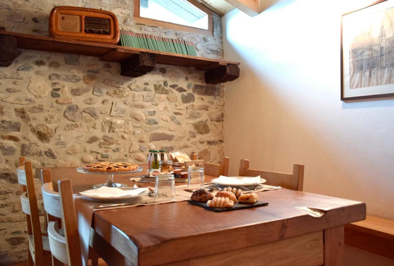 La Tana Del Tasso Rooms&Breakfast Camerata Cornello Екстериор снимка