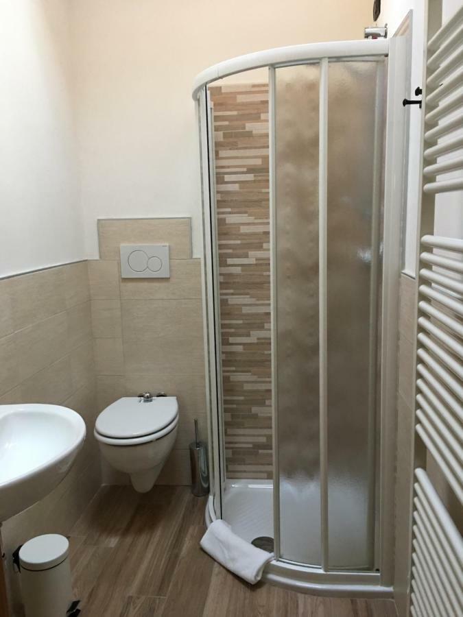 La Tana Del Tasso Rooms&Breakfast Camerata Cornello Екстериор снимка