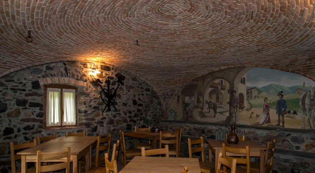 La Tana Del Tasso Rooms&Breakfast Camerata Cornello Екстериор снимка