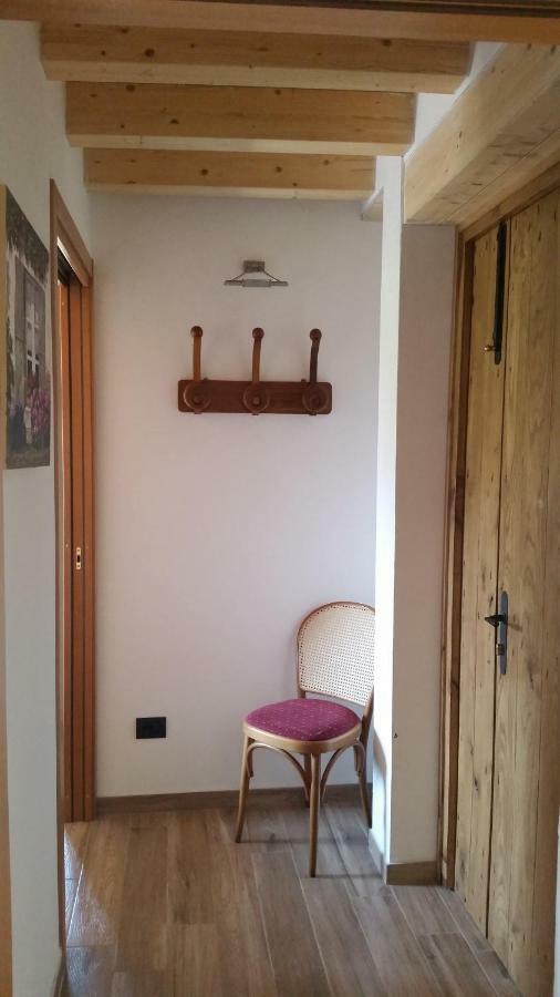 La Tana Del Tasso Rooms&Breakfast Camerata Cornello Екстериор снимка